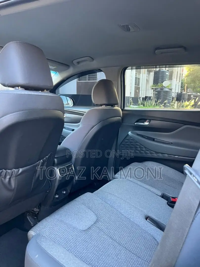 Hyundai Santa Fe 2021 Silver