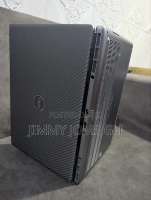Laptop Dell Precision 7560 32GB Intel Xeon SSD 32GB