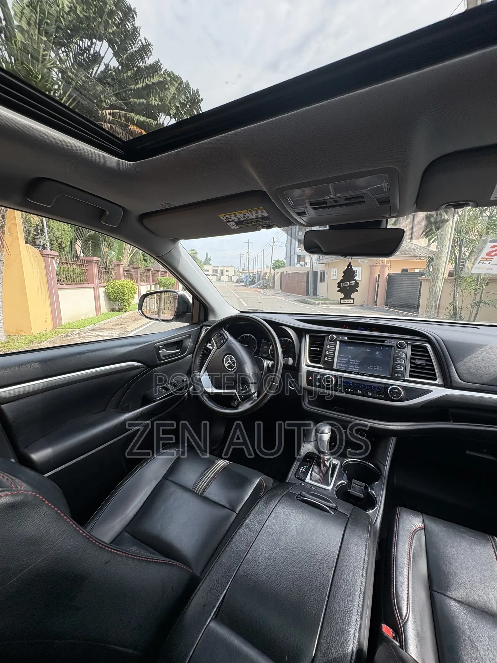 Toyota Highlander SE 2019 White
