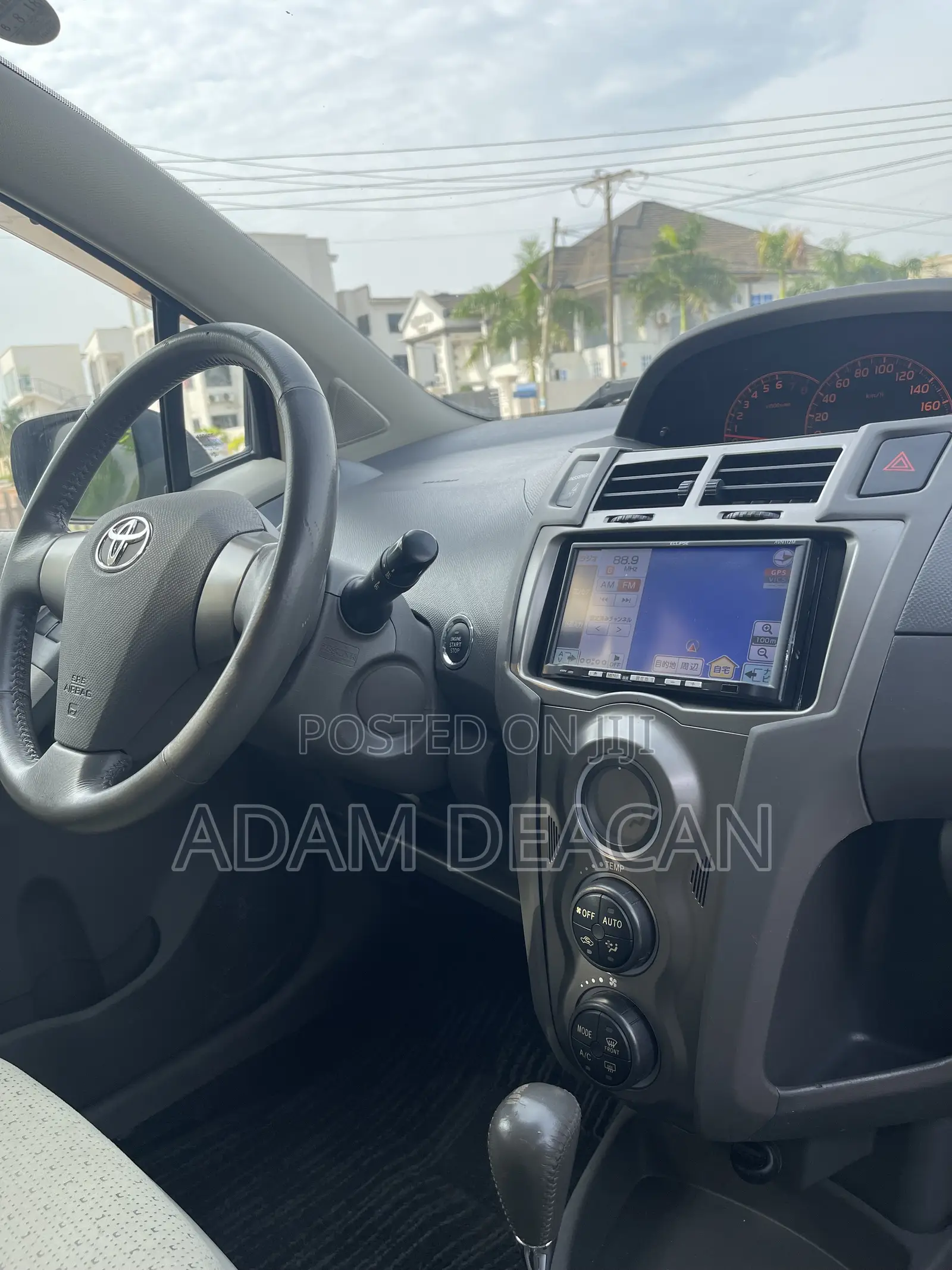 Toyota Vitz 2010 Brown