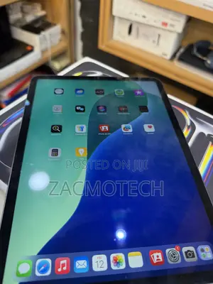 Apple iPad Pro 11 (2022) 128 GB Gray