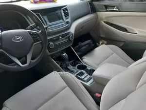Hyundai Tucson 2016 White