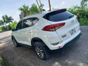 Hyundai Tucson 2016 White
