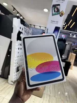 New Apple iPad (2025) 128 GB