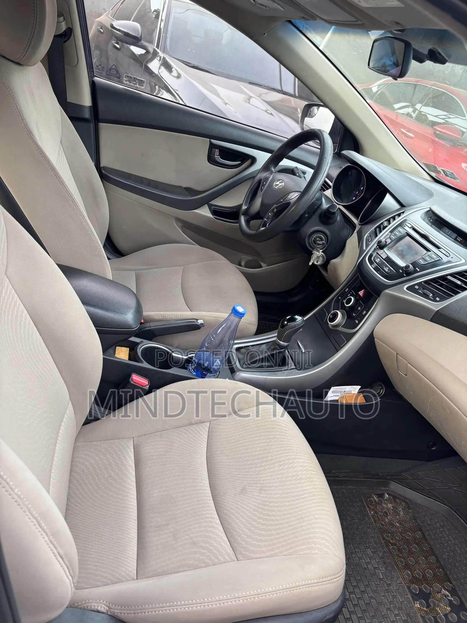 Hyundai Elantra SE 4dr Sedan (1.8L 4cyl 6A) 2015 Blue
