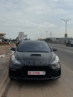 Hyundai Elantra Limited Sedan FWD (1.8L 4cyl 6A) 2013 Matt Black