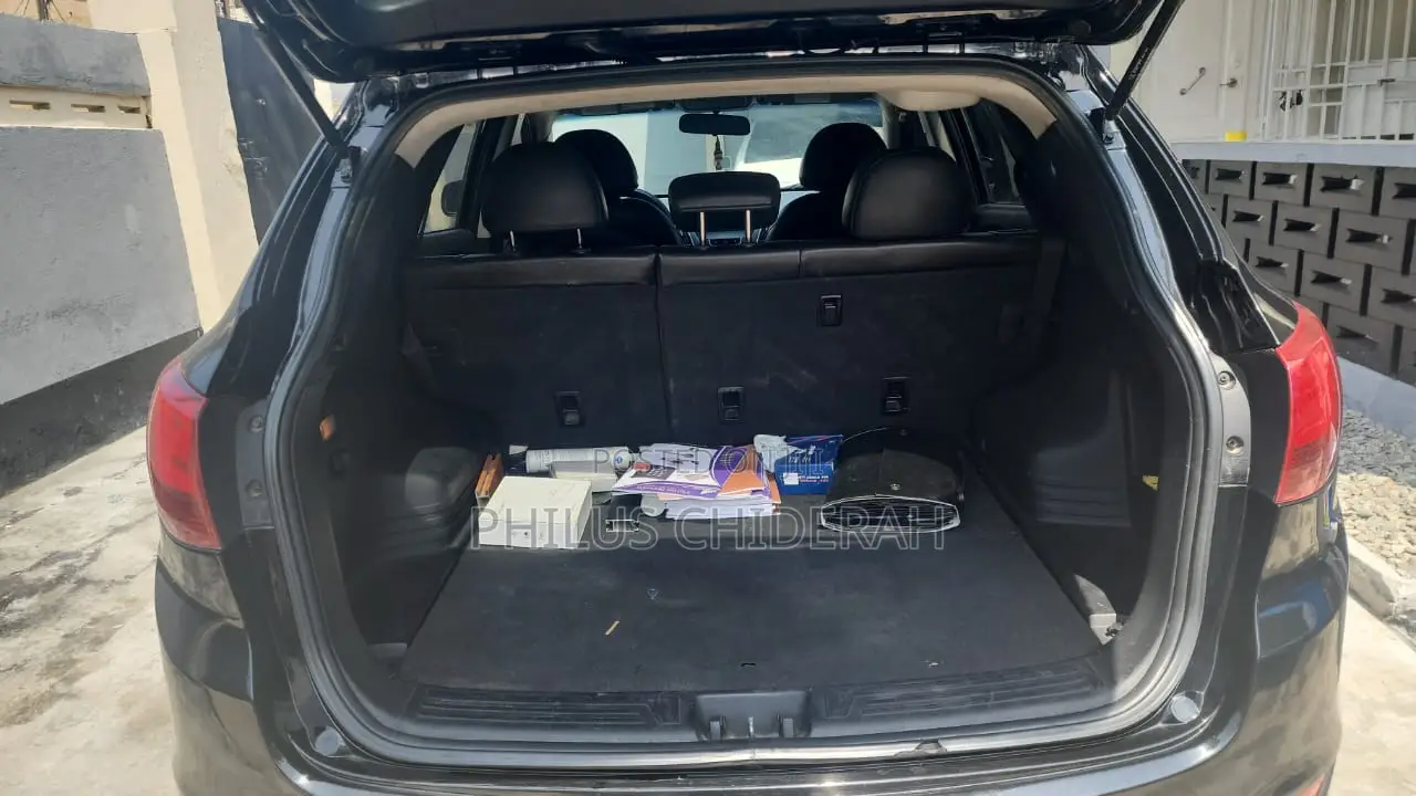 Hyundai Tucson GLS AWD 2013 Black