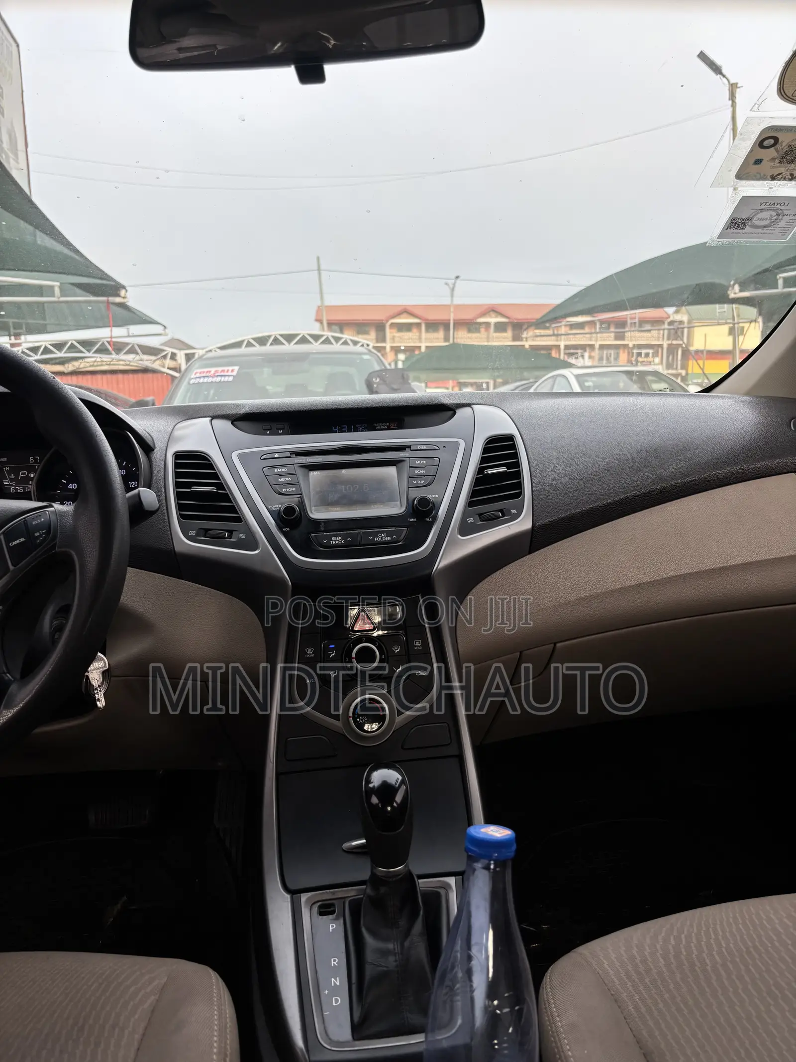 Hyundai Elantra SE 4dr Sedan (1.8L 4cyl 6A) 2015 Blue