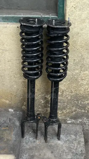 Mercedes Benz C Class Cla / Ml 2016 Front Shocks