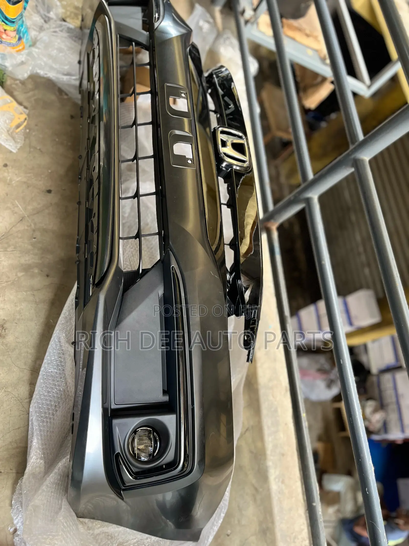 Honda Civic 2019 Front Bumper Complete 2016, 2017, 2018, 2019, 2020