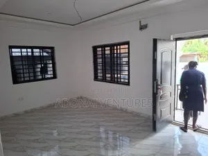 2bdrm Apartment in Ahodwo Daban, Kumasi Metropolitan for rent