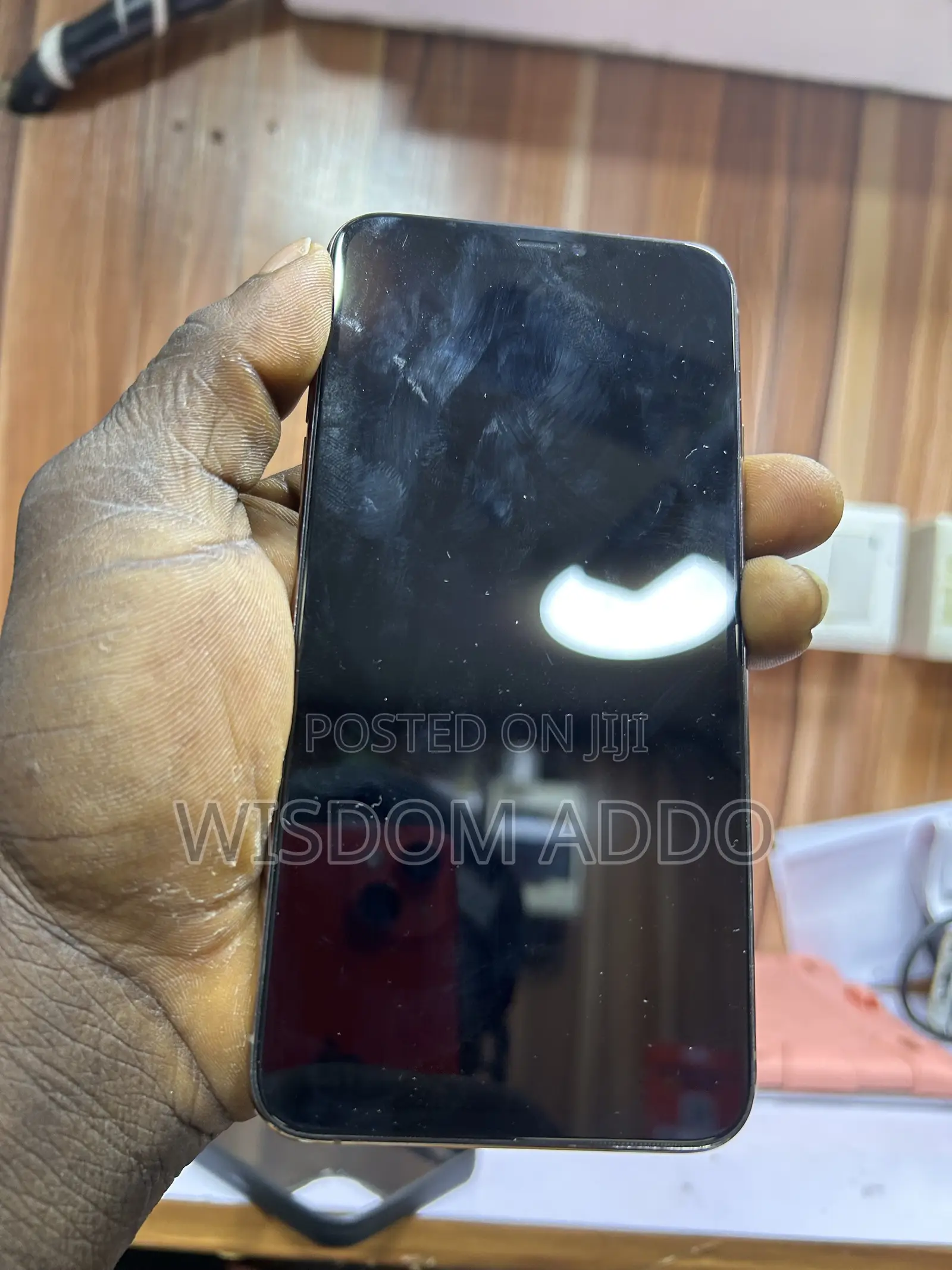 Apple iPhone 11 Pro Max 64 GB Gold