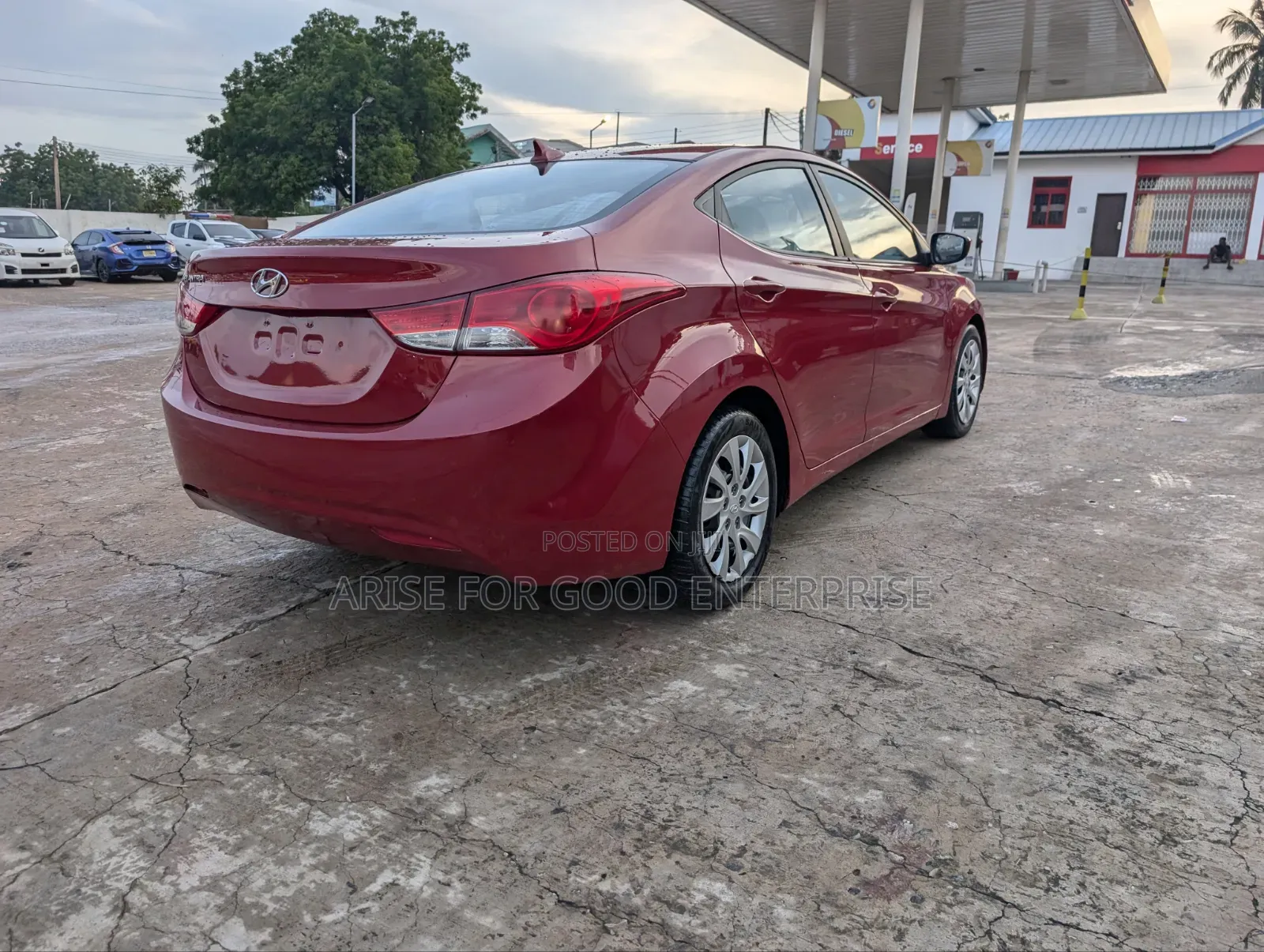 Hyundai Elantra GLS Sedan FWD (1.8L 4cyl 6A) 2013 Red