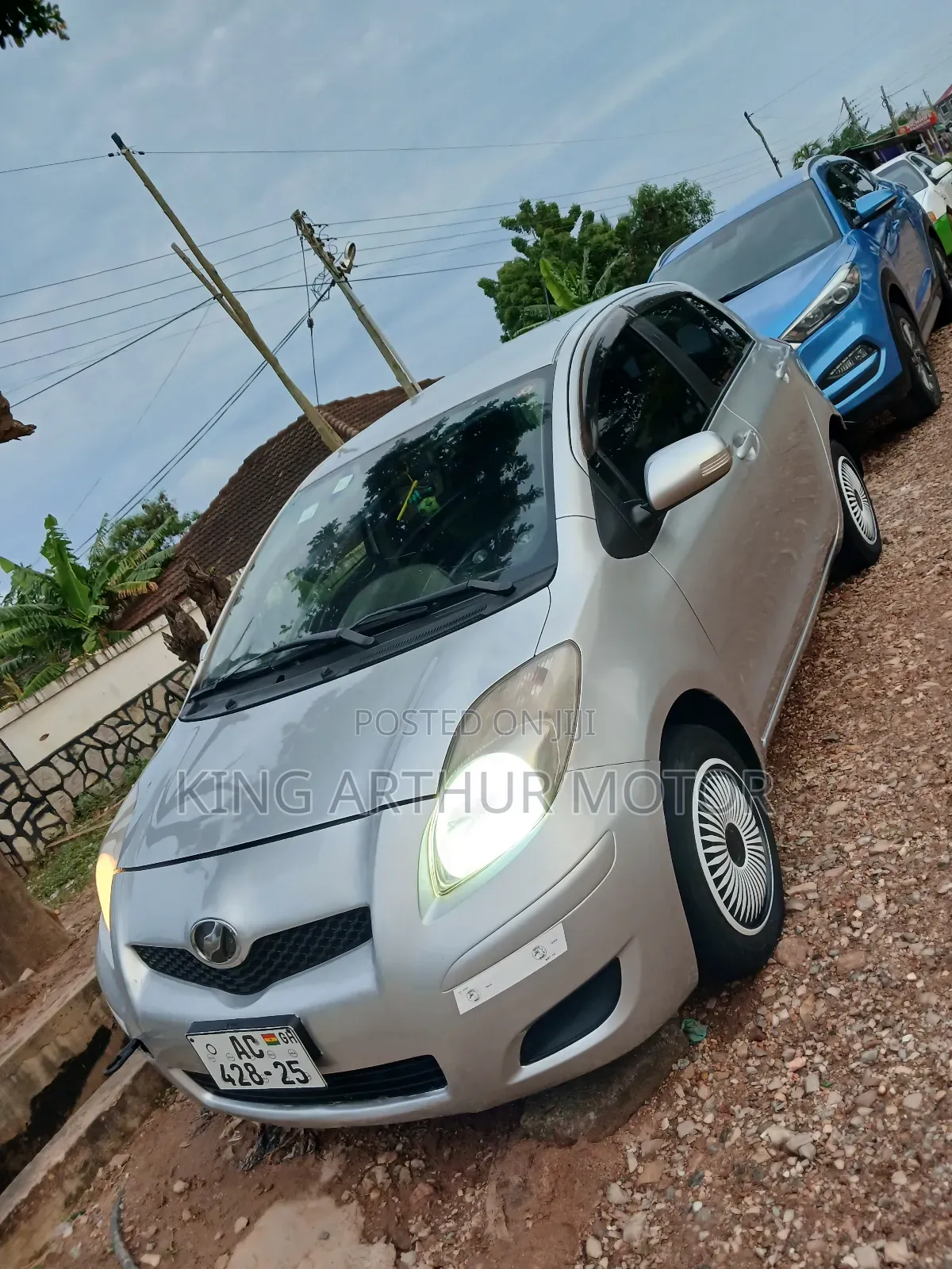 Toyota Vitz 2010 Gray
