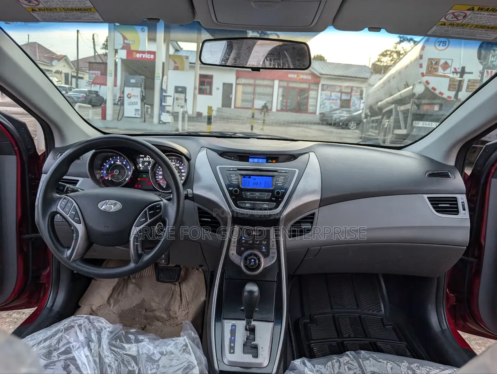 Hyundai Elantra GLS Sedan FWD (1.8L 4cyl 6A) 2013 Red
