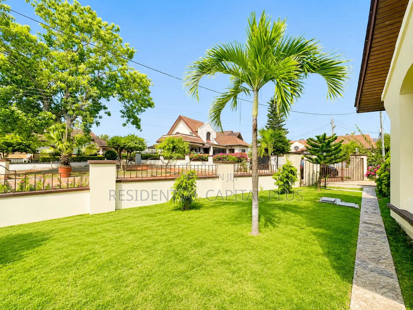 3bdrm House in Buenavista, Sakumono for rent