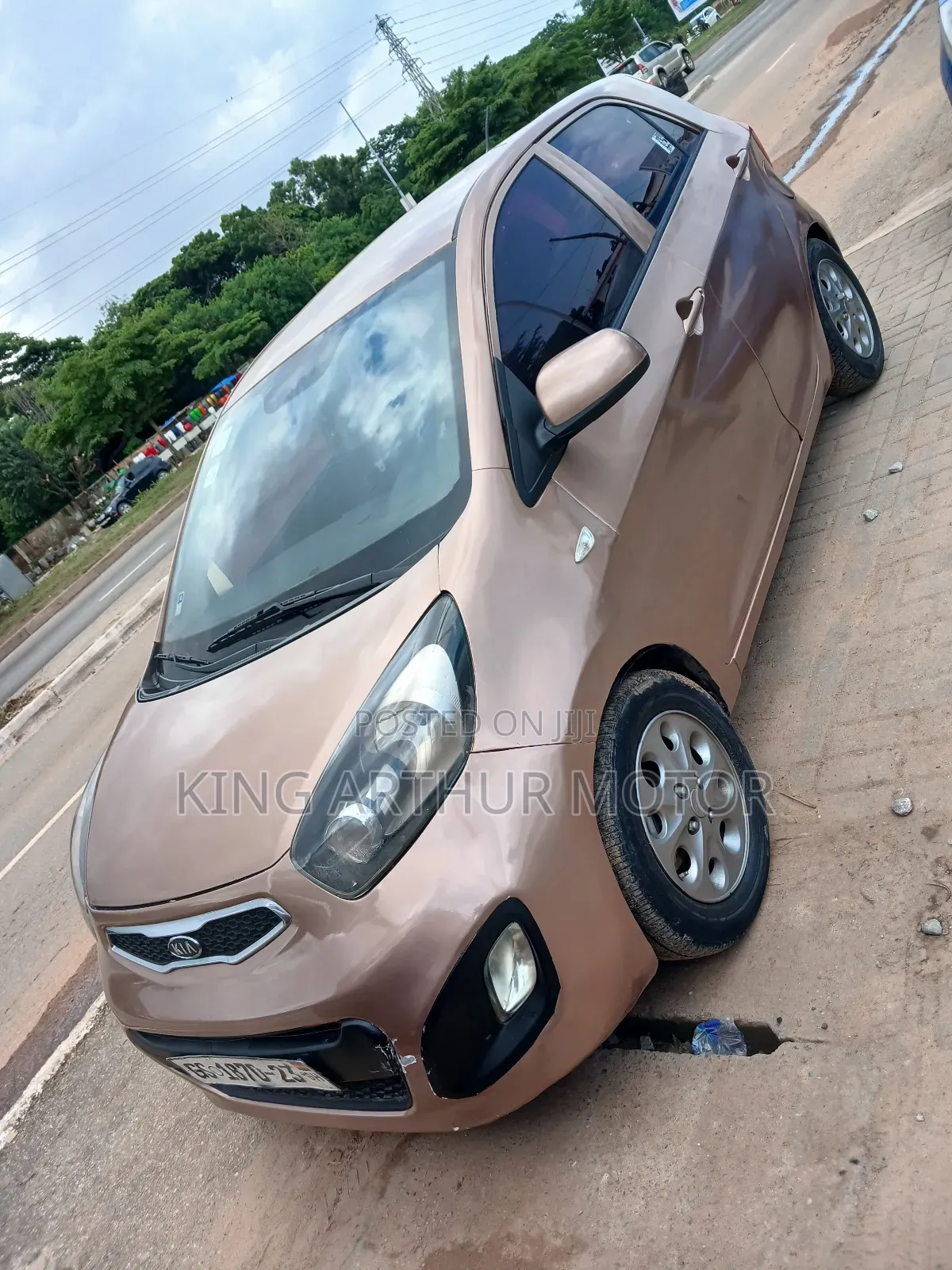 Kia Morning 2013 Brown