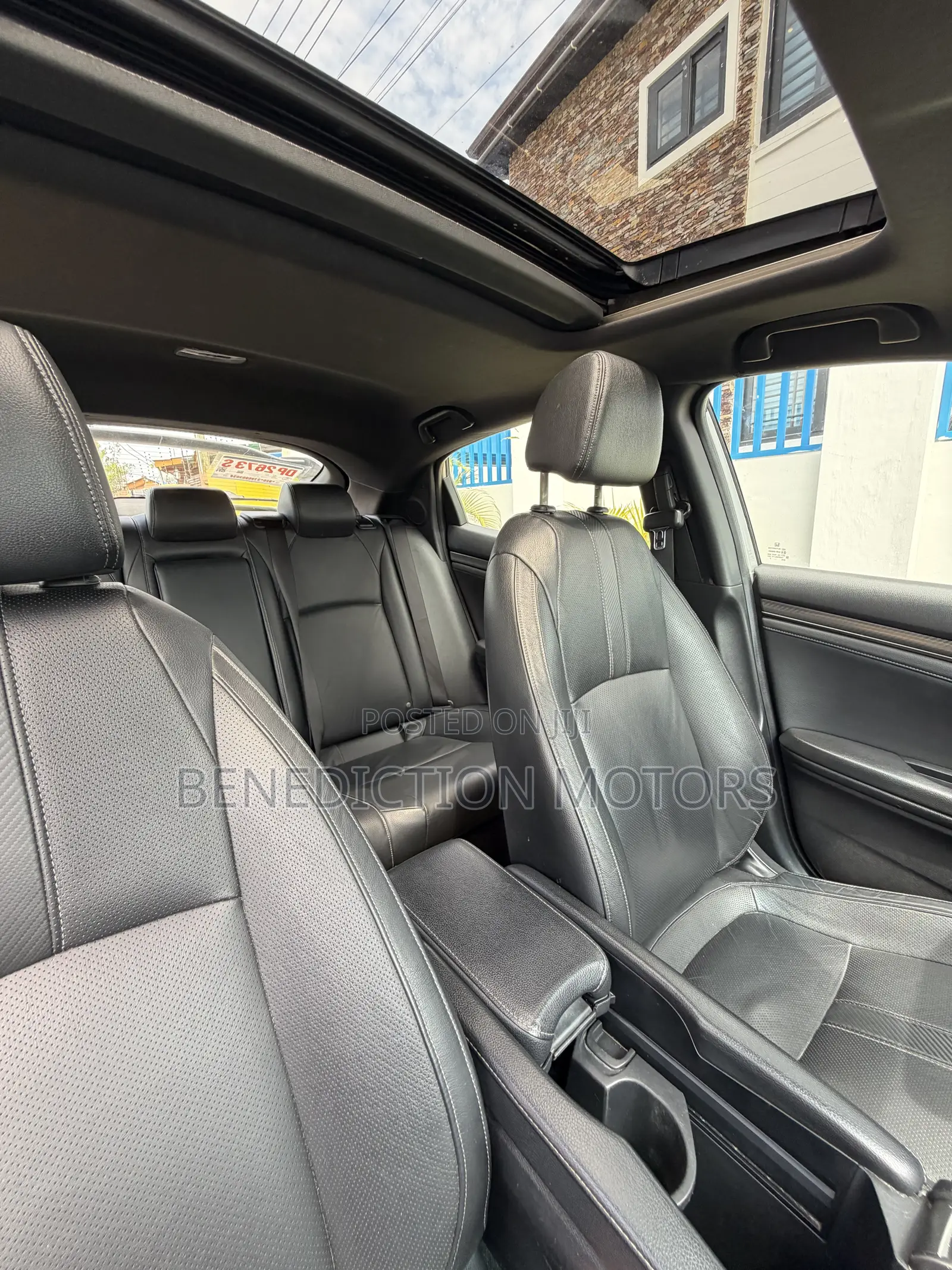 Honda Civic Sport Touring 4dr Hatchback (1.5L 4cyl) 2017 Silver