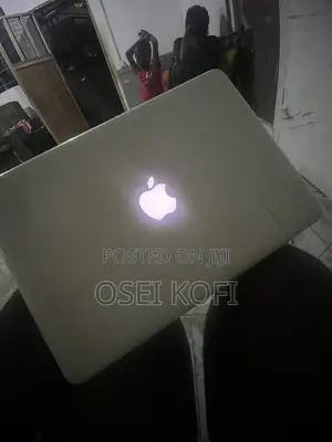 Laptop Apple MacBook 2009 4GB Intel Core 2 Duo HDD+SSD 500GB