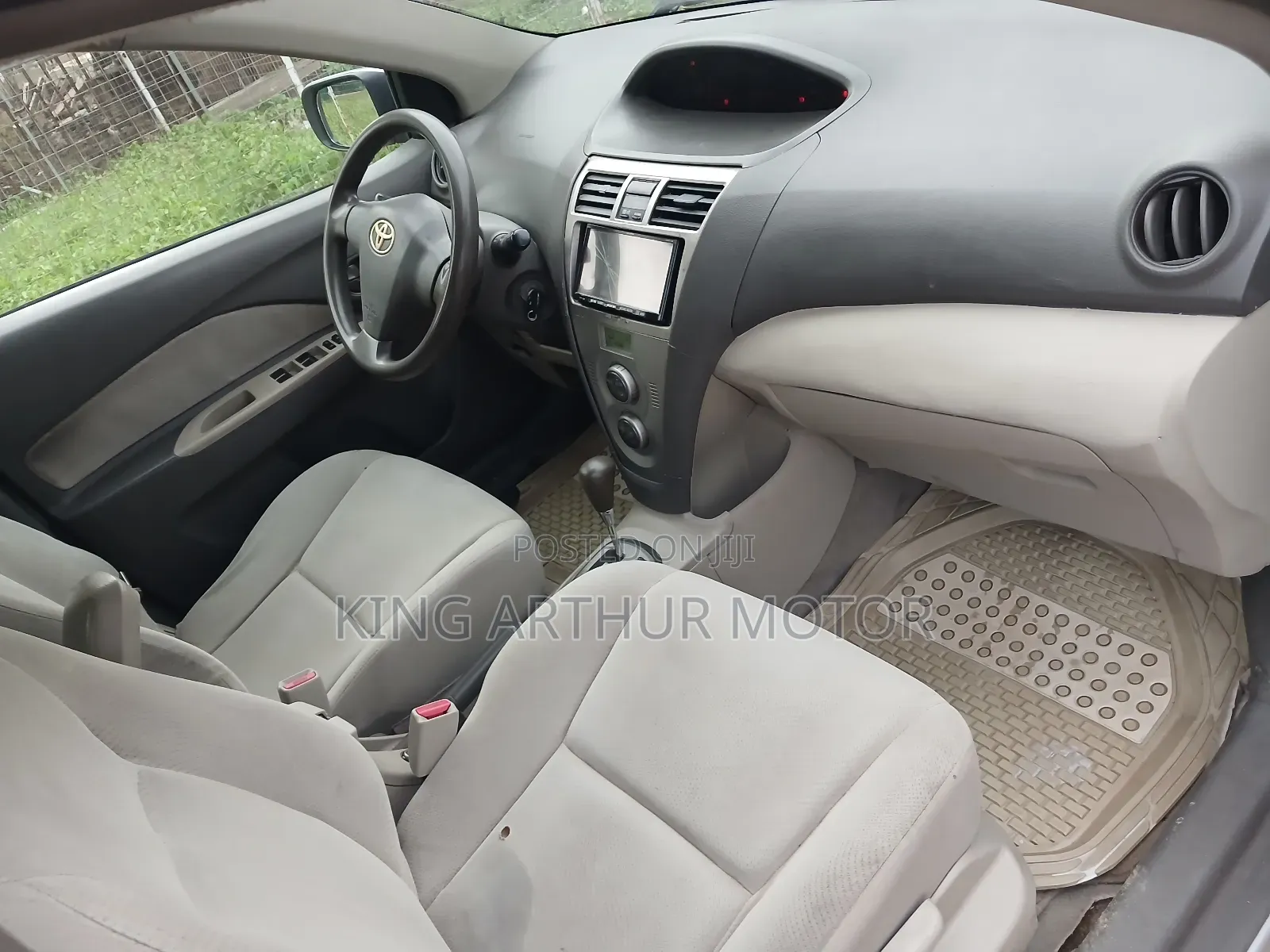 Toyota Belta 2010 Gray