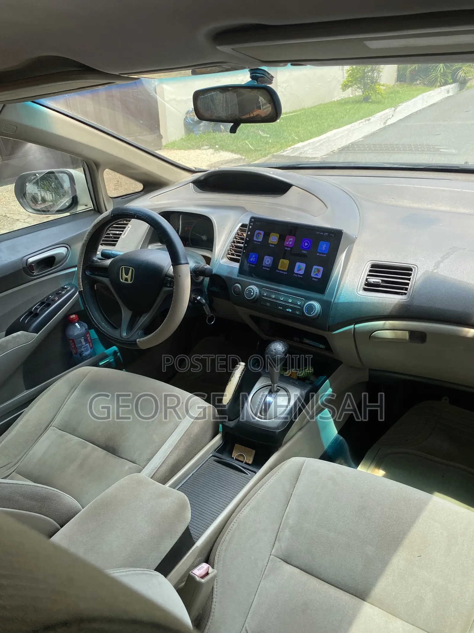 Honda Civic 2010 White