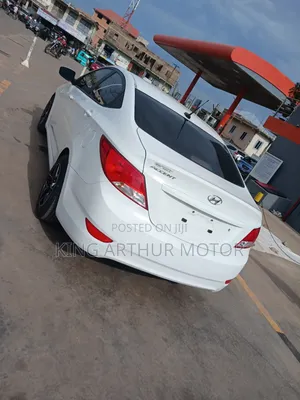 Hyundai Accent GLS 4dr Sedan (1.6L 4cyl 6M) 2014 White