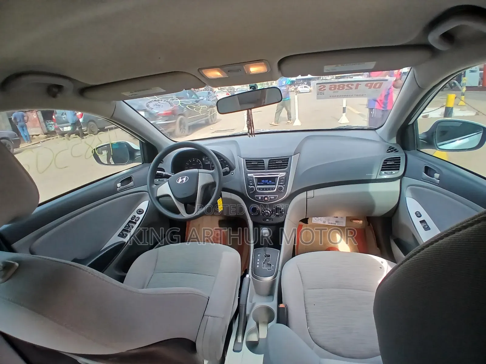 Hyundai Accent GLS 4dr Sedan (1.6L 4cyl 6M) 2014 White