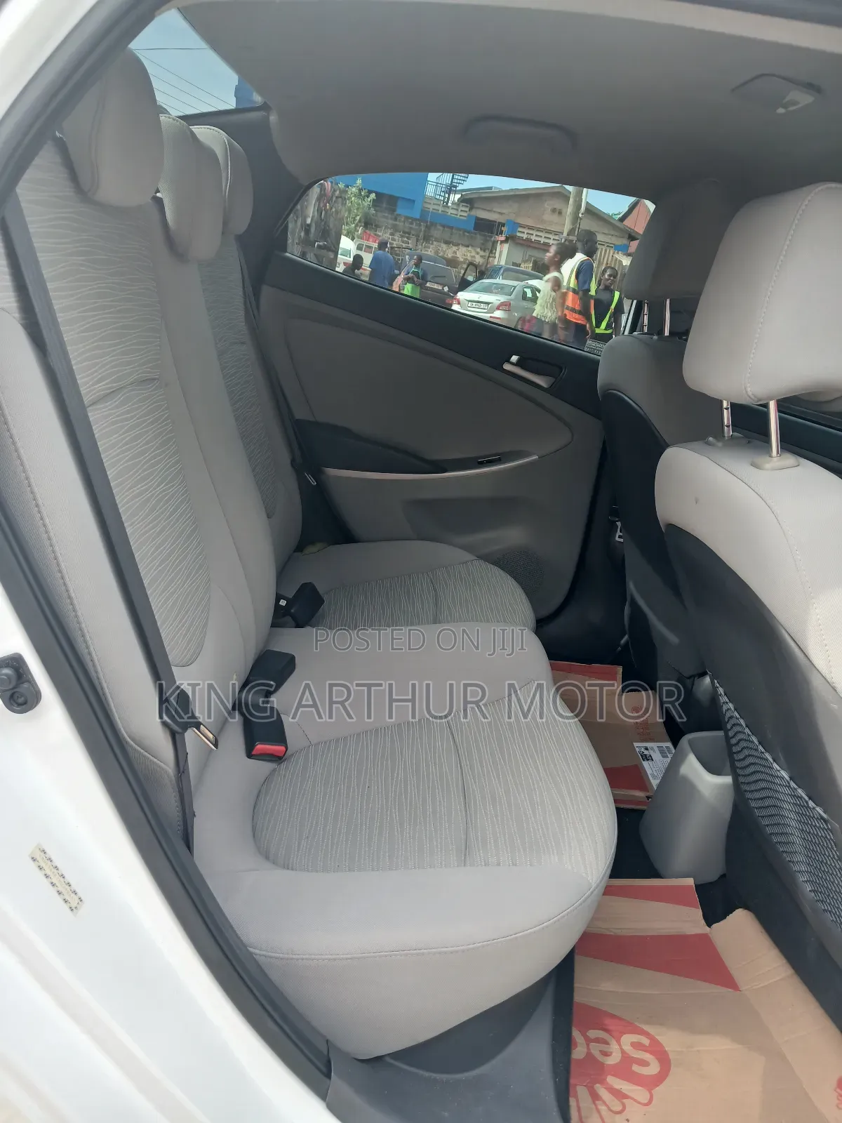 Hyundai Accent GLS 4dr Sedan (1.6L 4cyl 6M) 2014 White