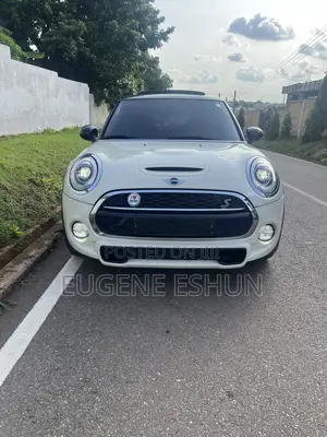 Mini Cooper 2017 Off white