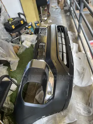 2023 Outlander Front Bumper Complete 2022-2025