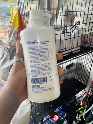 Race Whiting Shampoo for Dogs N Cats