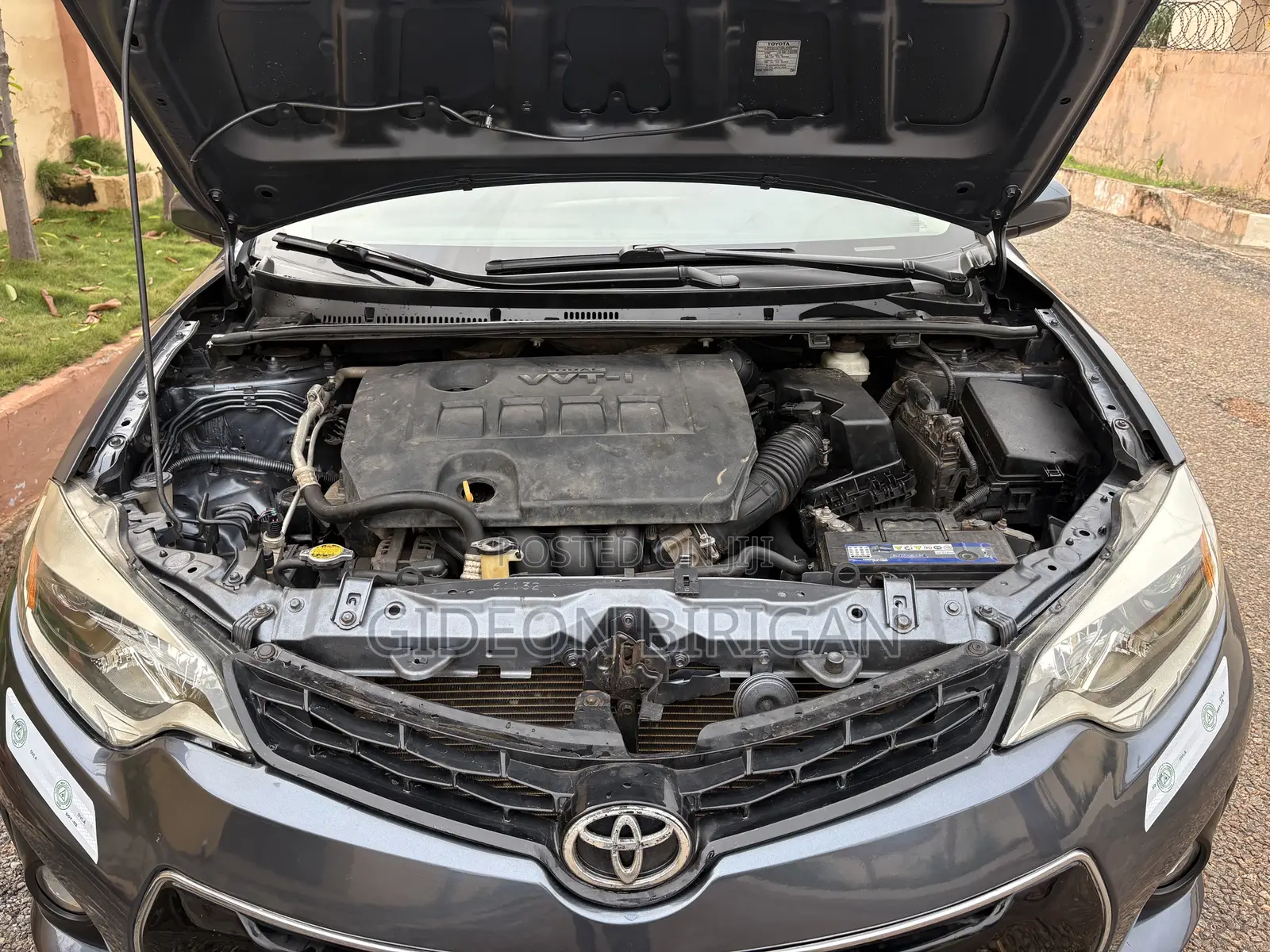 Toyota Corolla LE Eco 4dr Sedan (1.8L 4cyl CVT) 2015 Gray