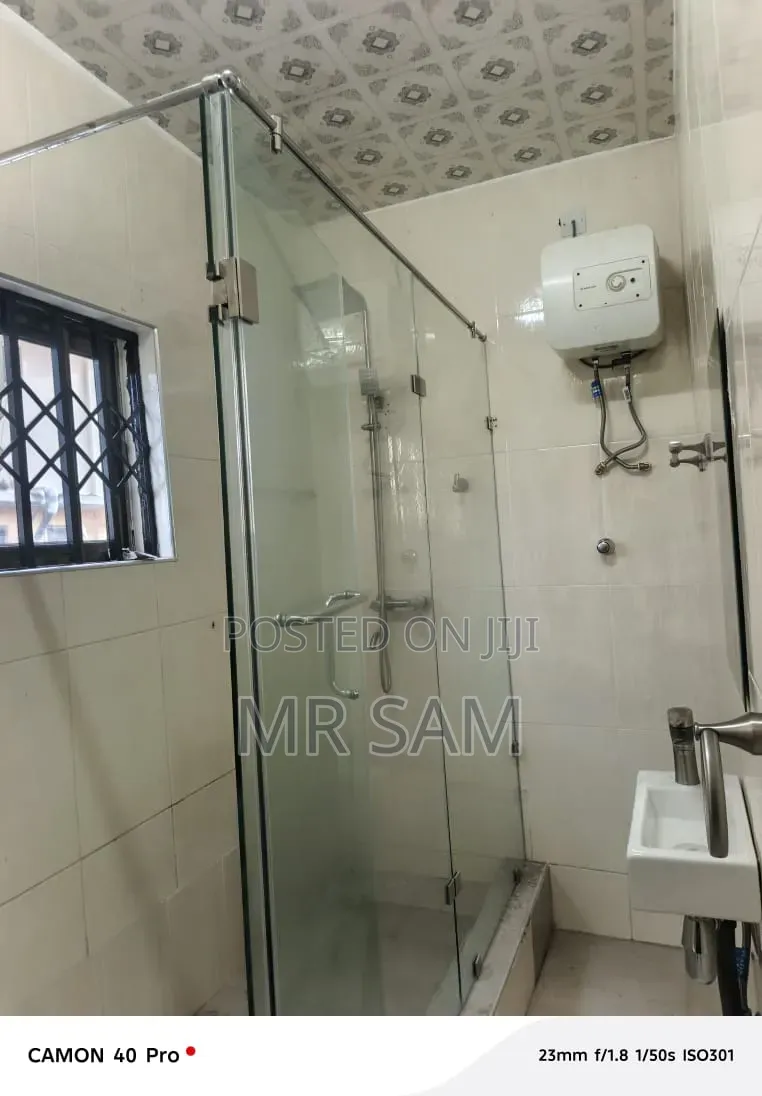 4bdrm House in Kasoa Obum Road, New Market for rent