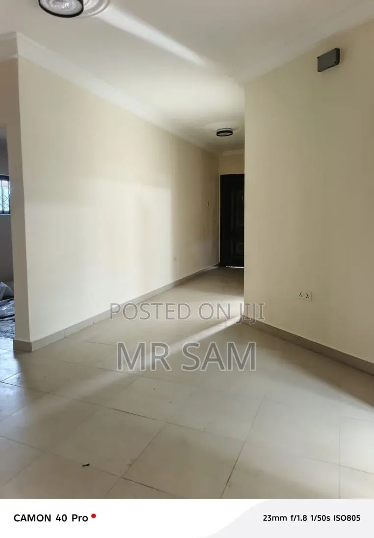 4bdrm House in Kasoa Obum Road, New Market for rent
