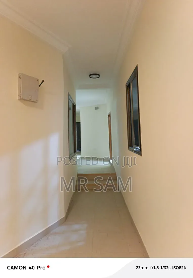 4bdrm House in Kasoa Obum Road, New Market for rent
