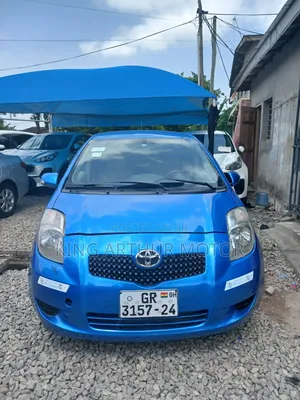 Toyota Vitz 1.3 FWD 3dr 2010 Blue