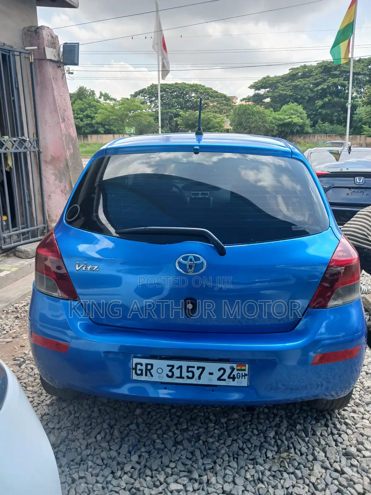 Toyota Vitz 1.3 FWD 3dr 2010 Blue