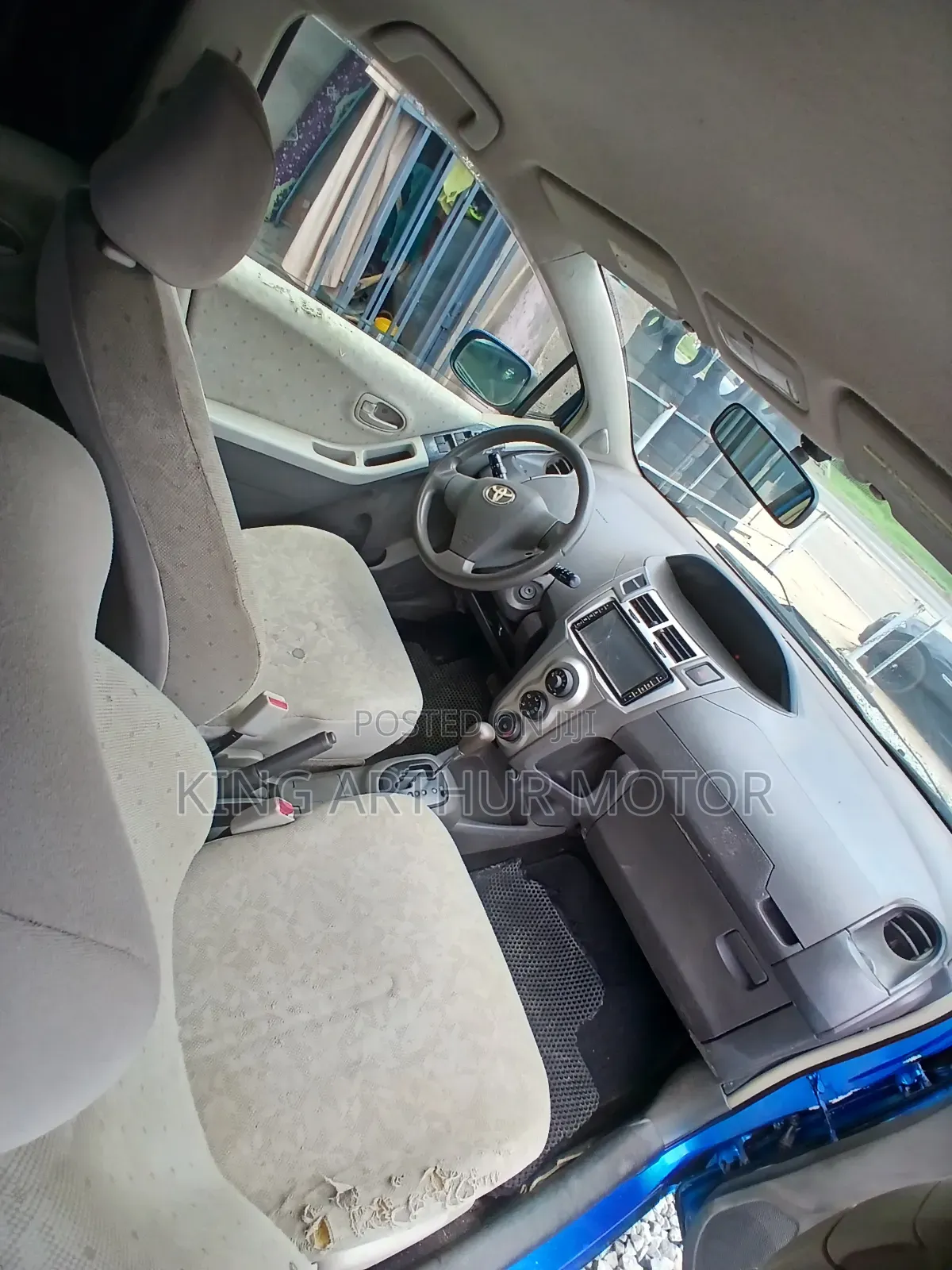 Toyota Vitz 1.3 FWD 3dr 2010 Blue
