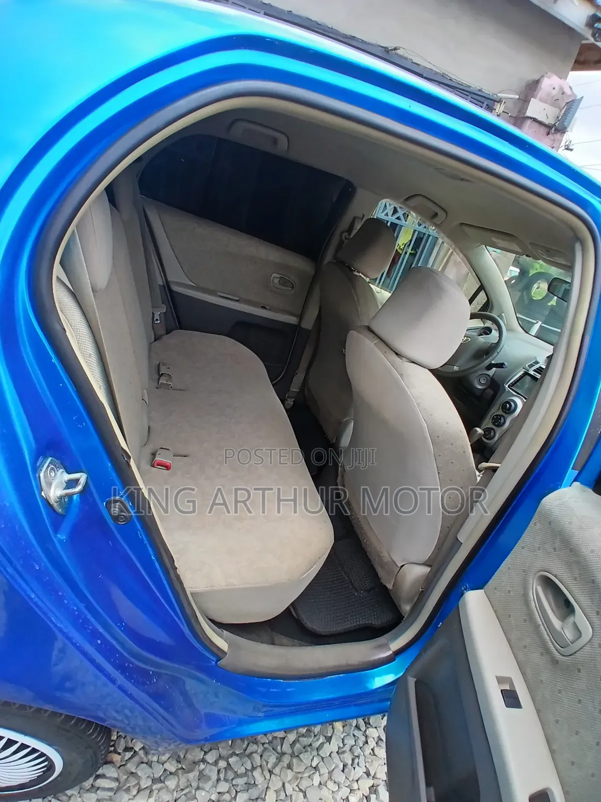 Toyota Vitz 1.3 FWD 3dr 2010 Blue