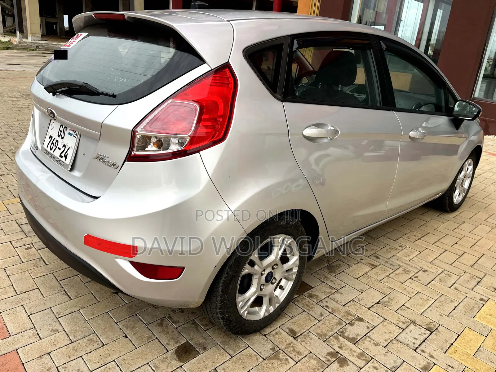 Ford Fiesta SE 4dr Hatchback (1.6L 4cyl 5M) 2014 Silver