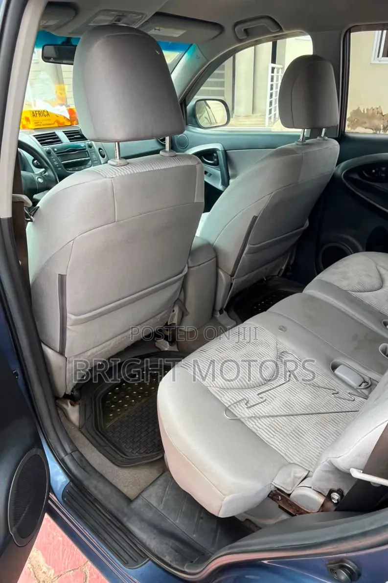 Toyota RAV4 2.5 4x4 2012 Blue