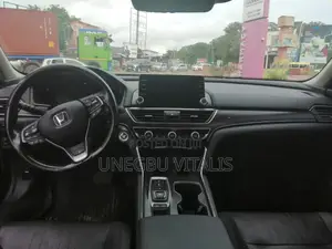 Honda Accord Touring 2.0T 2020 Black