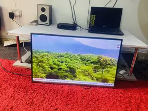 A Very Nice Home Used Smart Samsung 32 Inches Tv for Sal Tv For