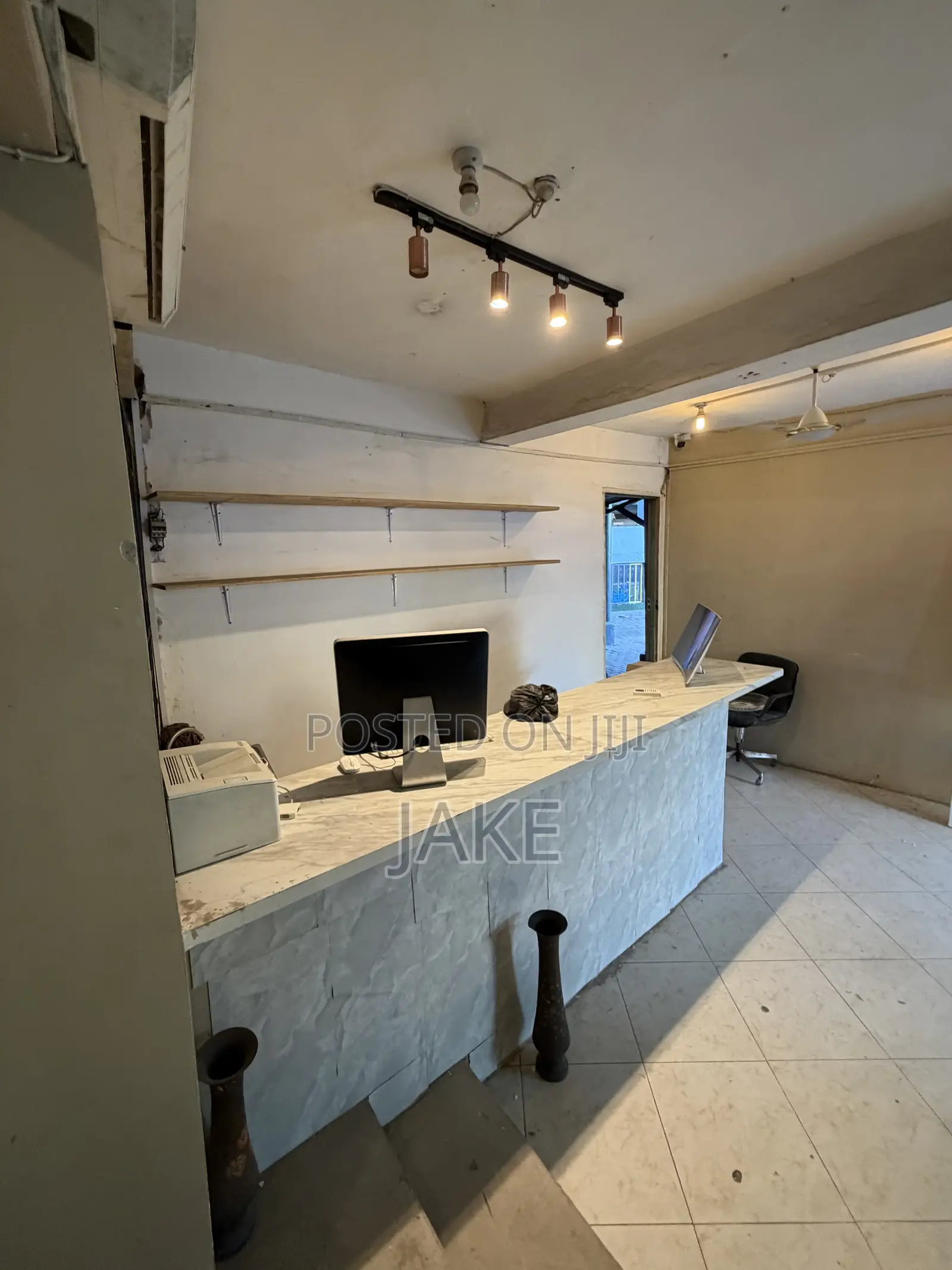 Office / Shop for Rent