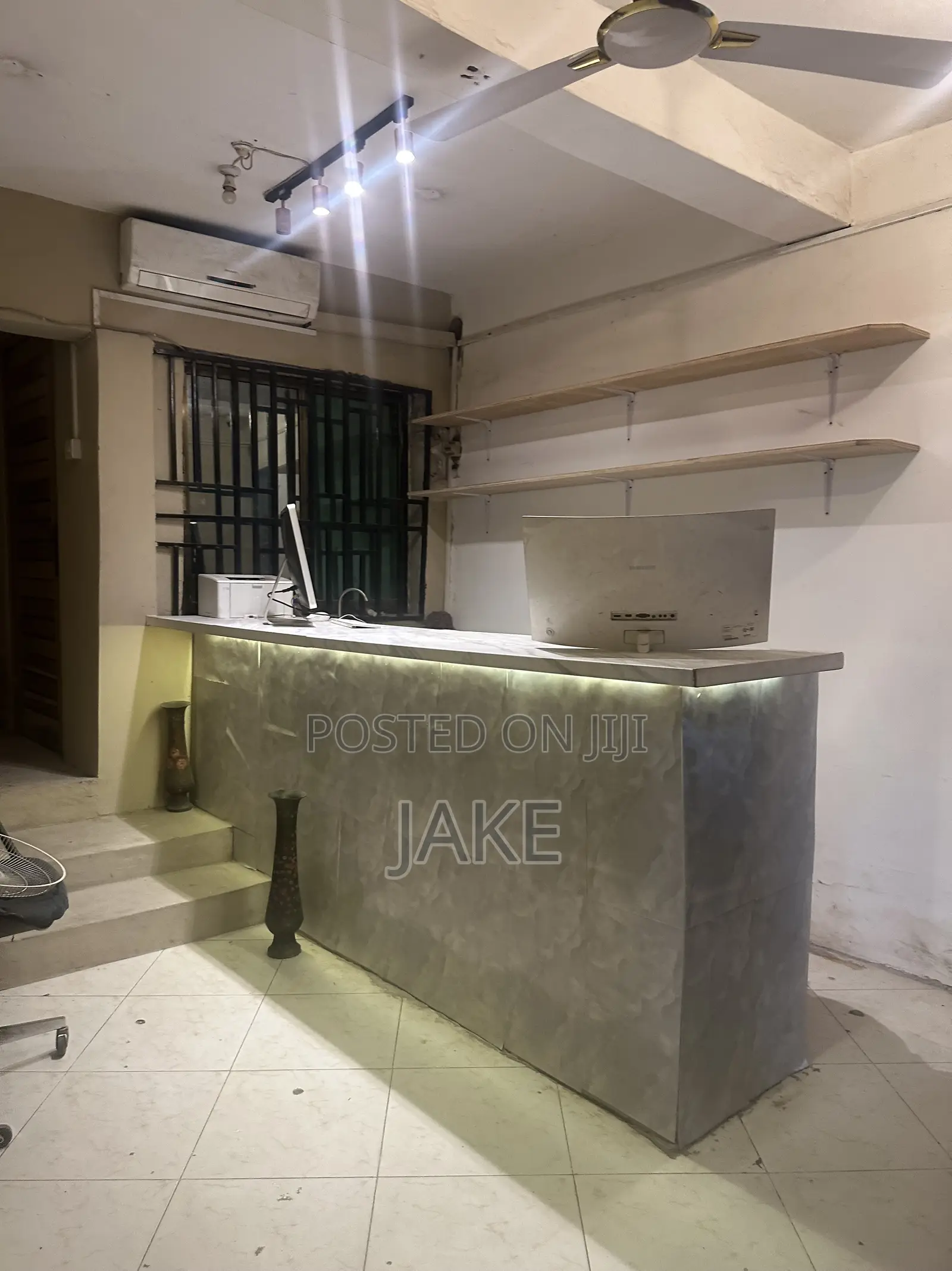 Office / Shop for Rent