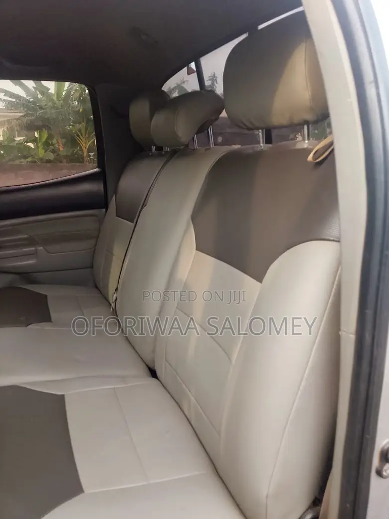 Toyota Tacoma 2009 Silver