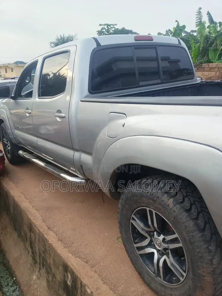 Toyota Tacoma 2009 Silver
