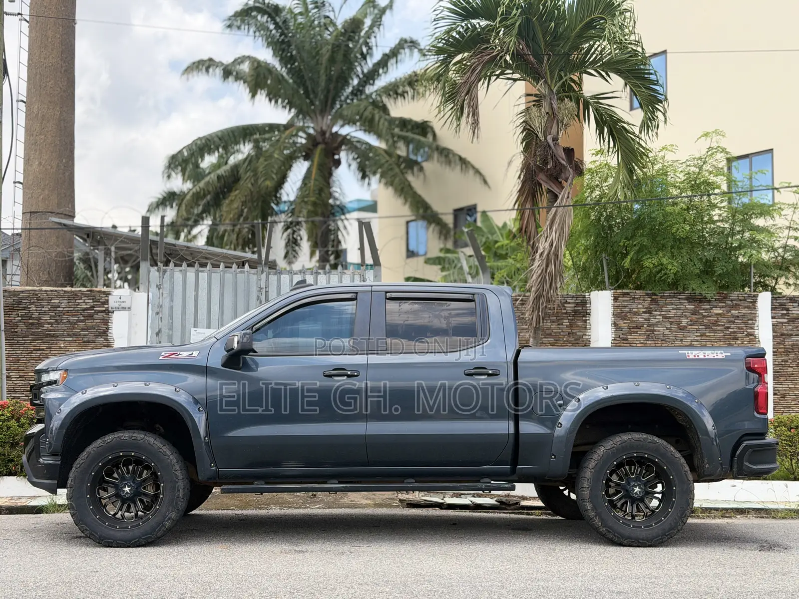 Chevrolet Silverado 2019 Gray