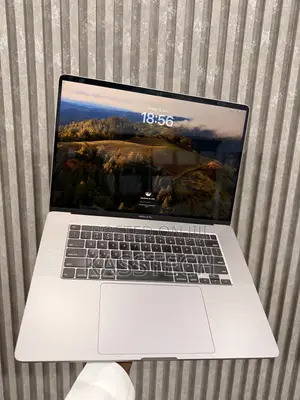 Laptop Apple MacBook Pro 2019 16GB Intel Core i9 SSD 1T