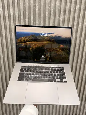 Laptop Apple MacBook Pro 2019 16GB Intel Core i9 SSD 1T